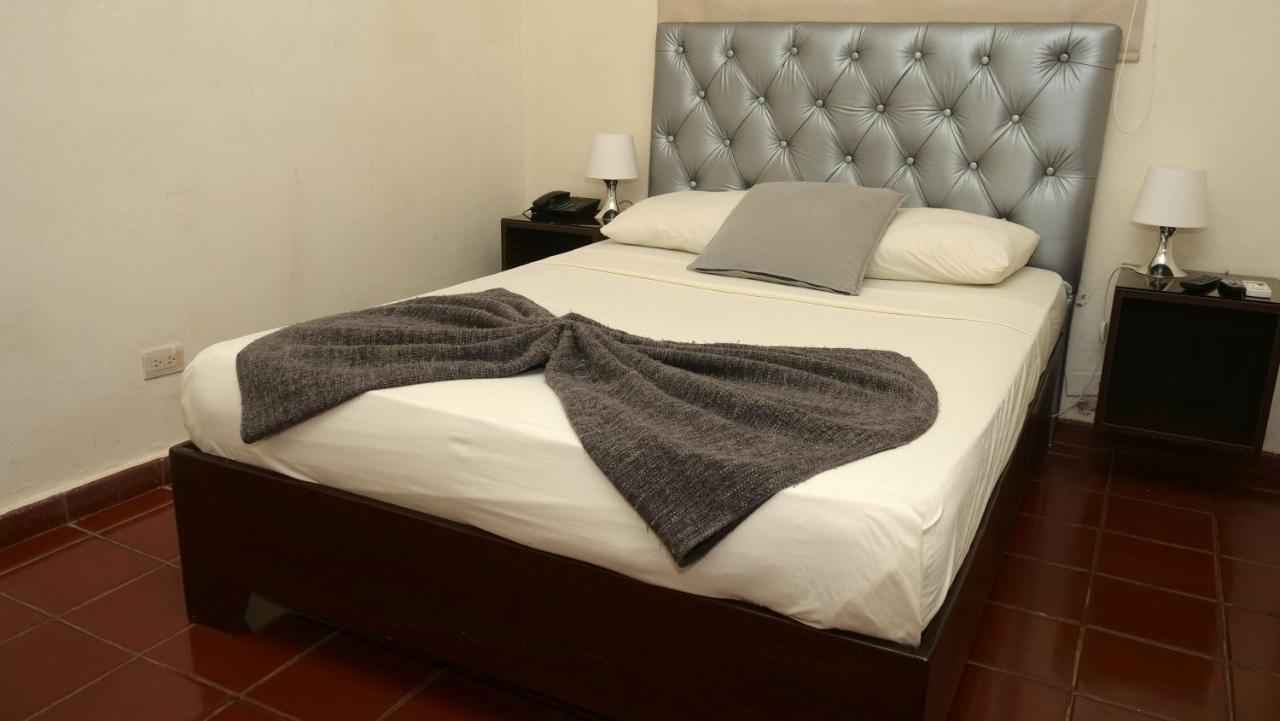 Hotel Alcaldeza - Garden House Maria Guadalupe Santo Domingo Exterior photo
